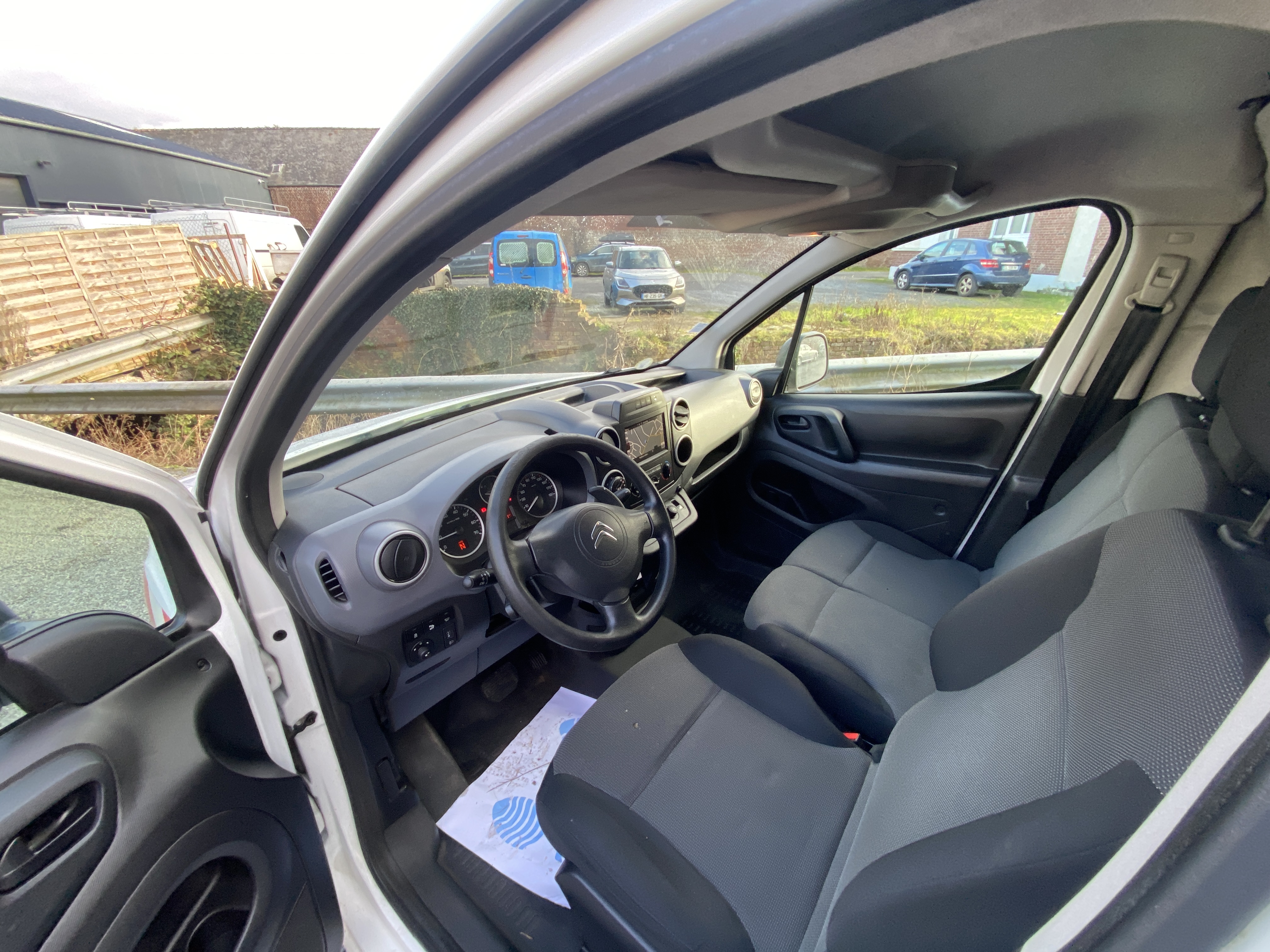 Miniature du véhicule