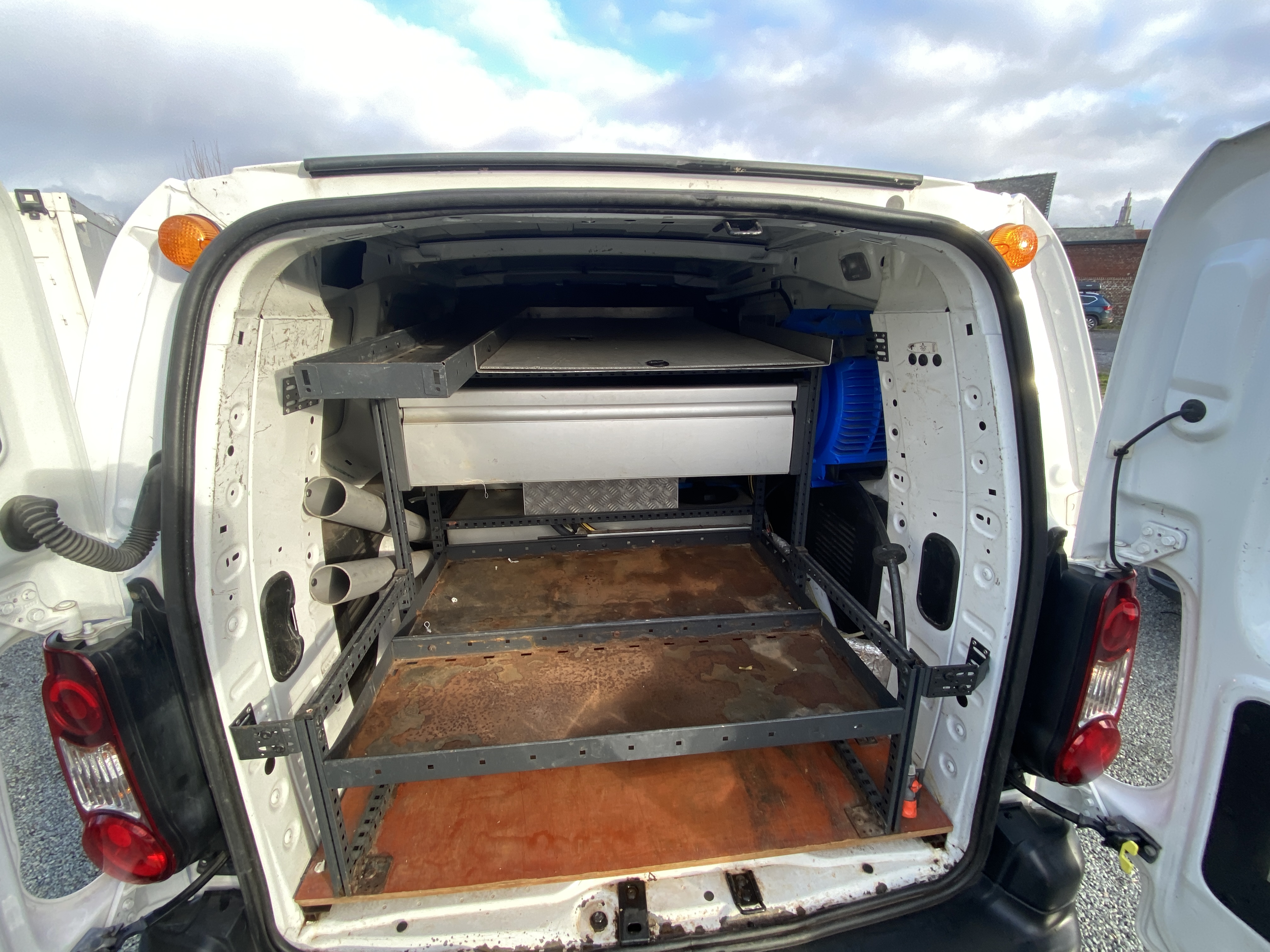 Miniature du véhicule