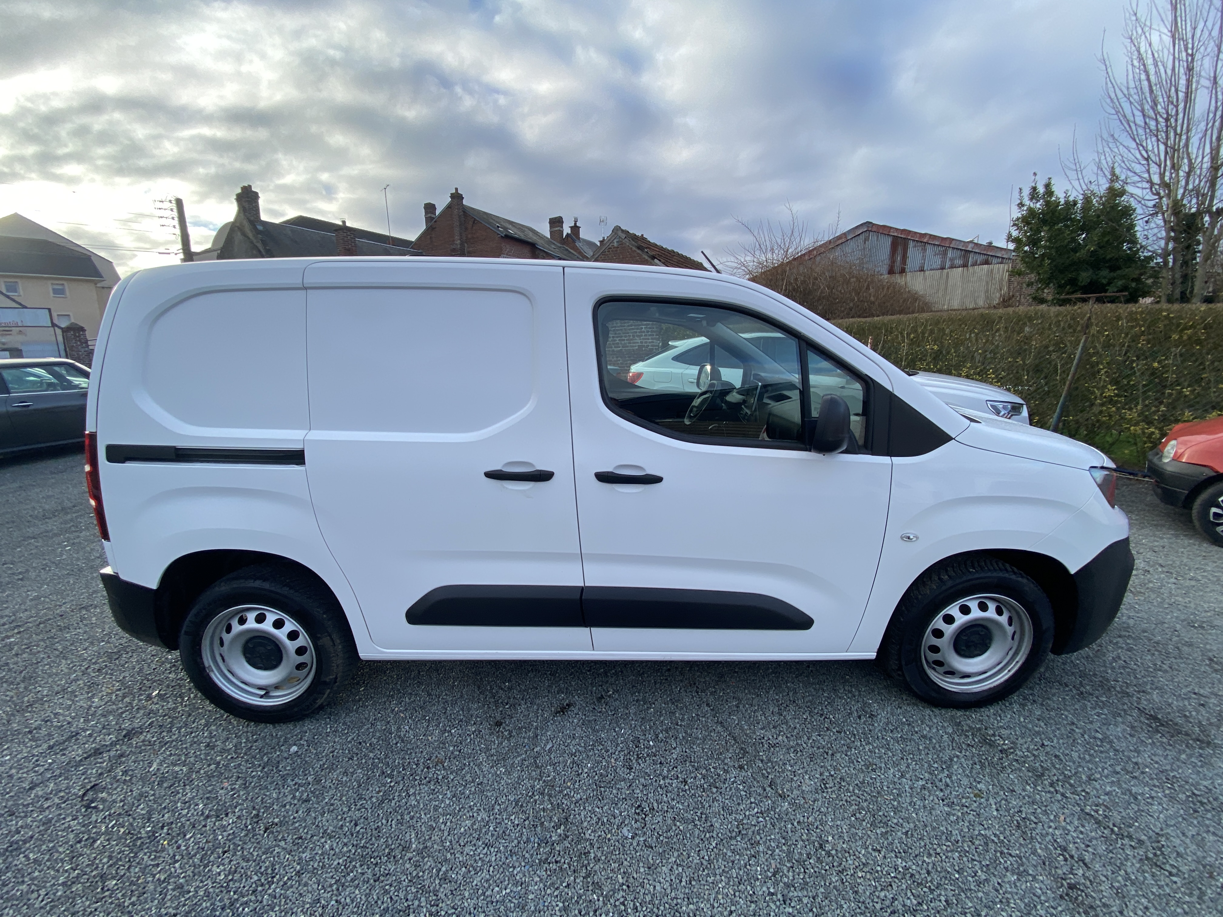 Miniature du véhicule